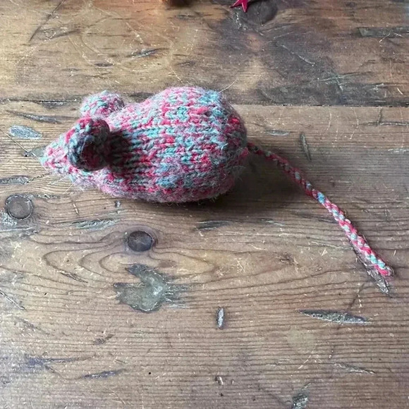 Lovingly Handknit Red / Grey Cat Toy Mouse - Picture 2 of 3